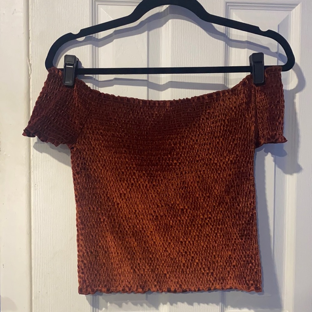Off the shoulder ruched crushed velvet top